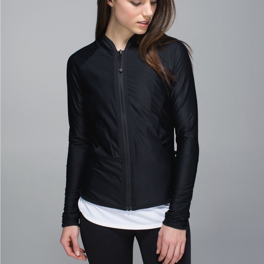 LULULEMON Athletica Reversible Jacket Size 2